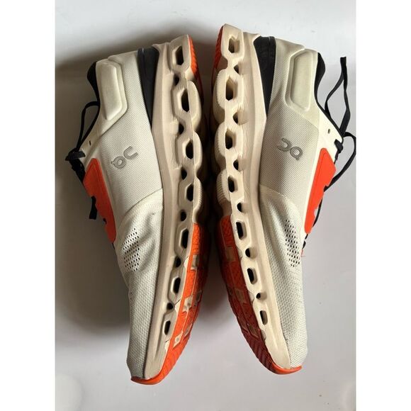 On Mens Cloudstratus 3 Running Shoes Low Top Sneaker Undyed-White/Sand Size 13